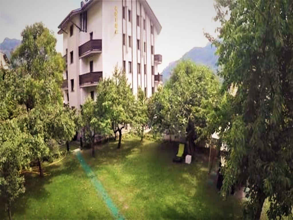 Hotel Au Soleil Saint-Vincent Dış mekan fotoğraf